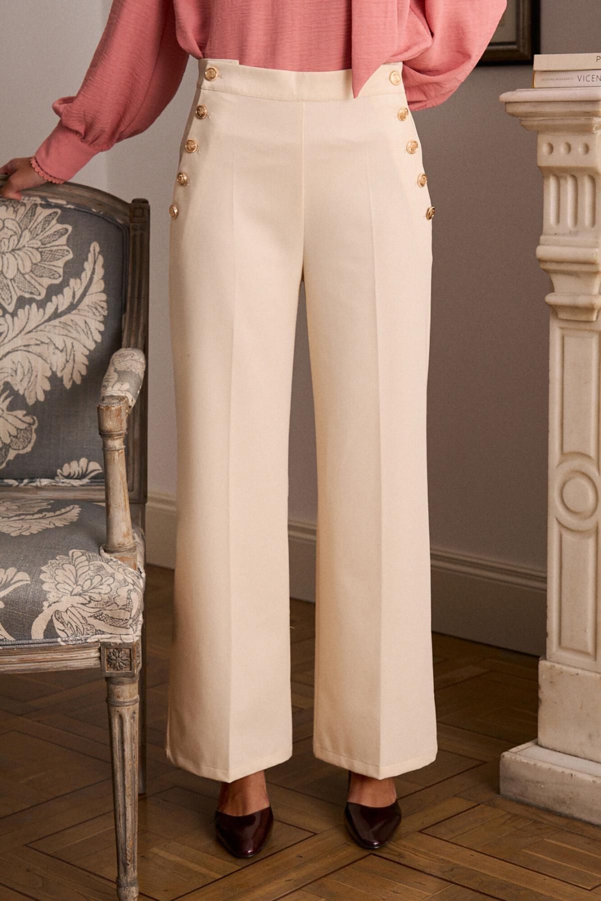 폴린에무아 골드버튼 스트레이트핏 코튼 와이드 팬츠 3722211 BEIGE - 상품 이미지