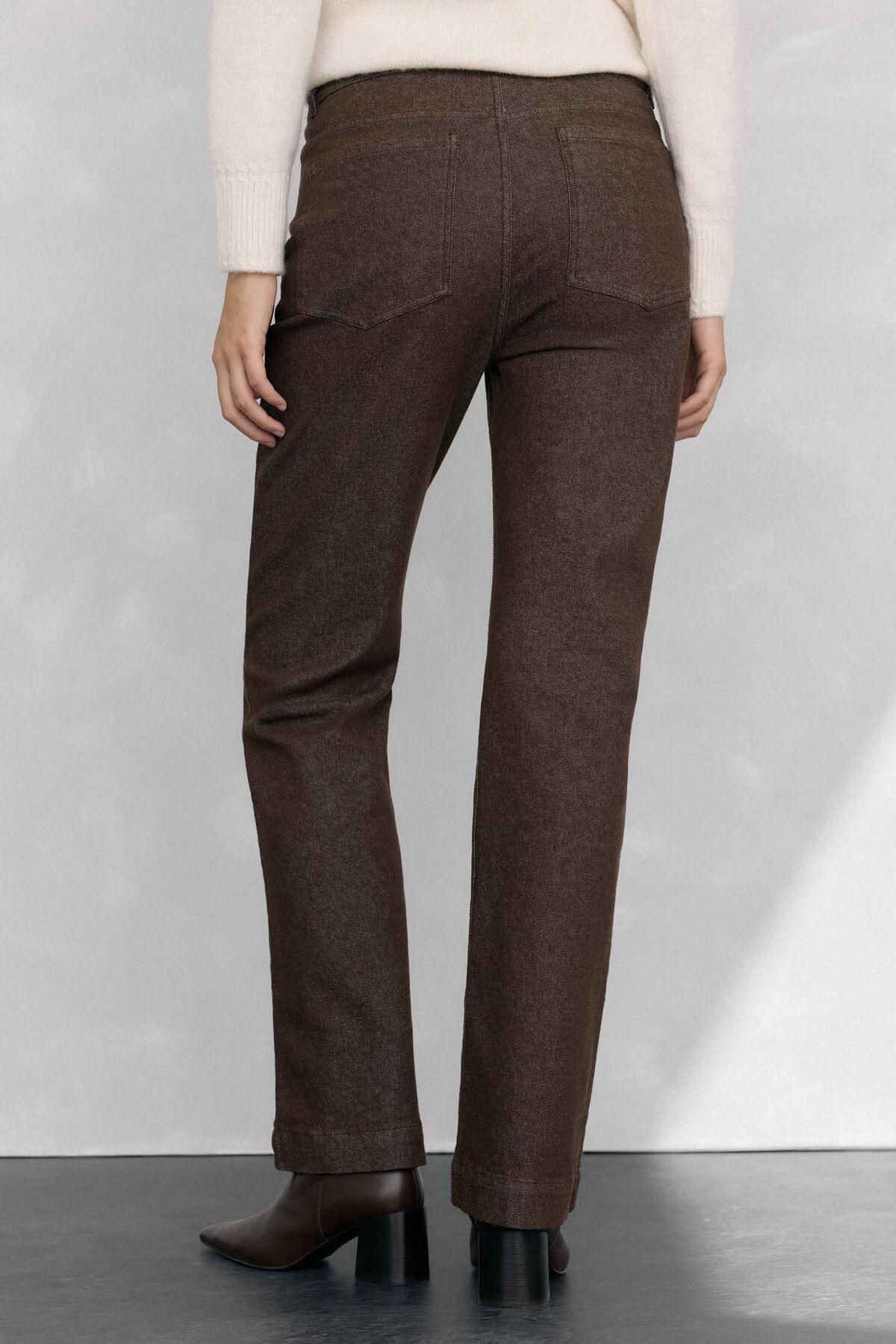 페드로 델 이에로 베이직 스트레이트핏 데님 부츠컷 팬츠 8342538 MARRON - 상세 이미지 4