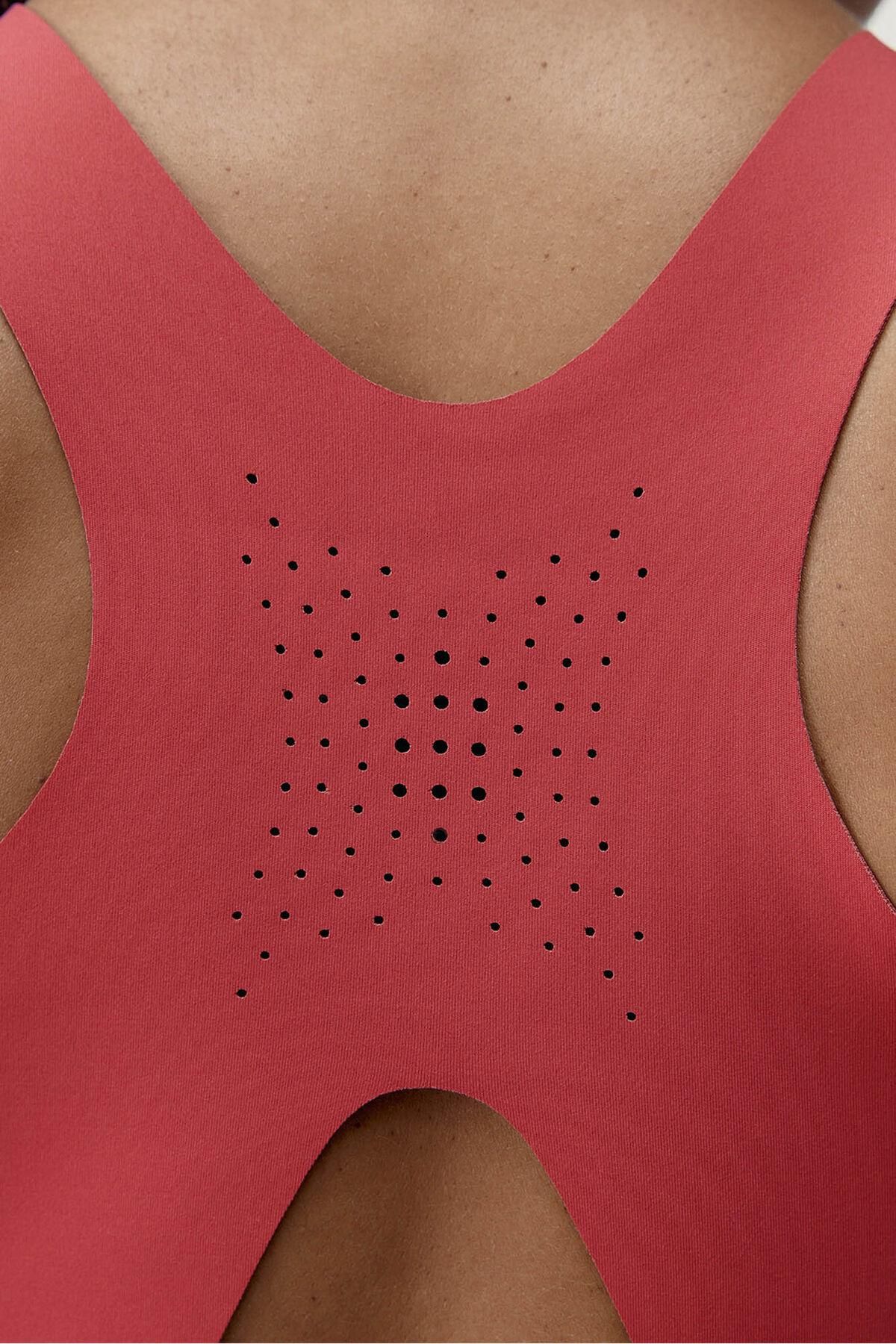 본리빙요가 테크니컬 하이서포트 스포츠 브라탑 8182748 ROJO - 상세 이미지 3