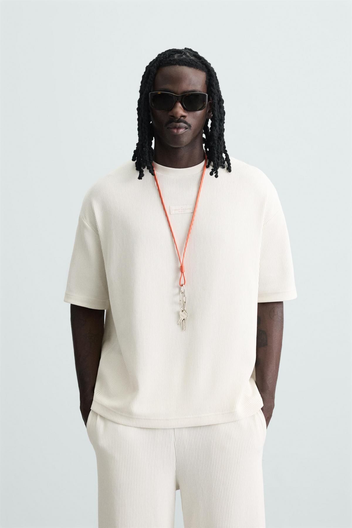 자라 버티컬 텍스처 릴랙스핏 반팔 티셔츠 0761/399 OYSTER-WHITE - 상세 이미지 3