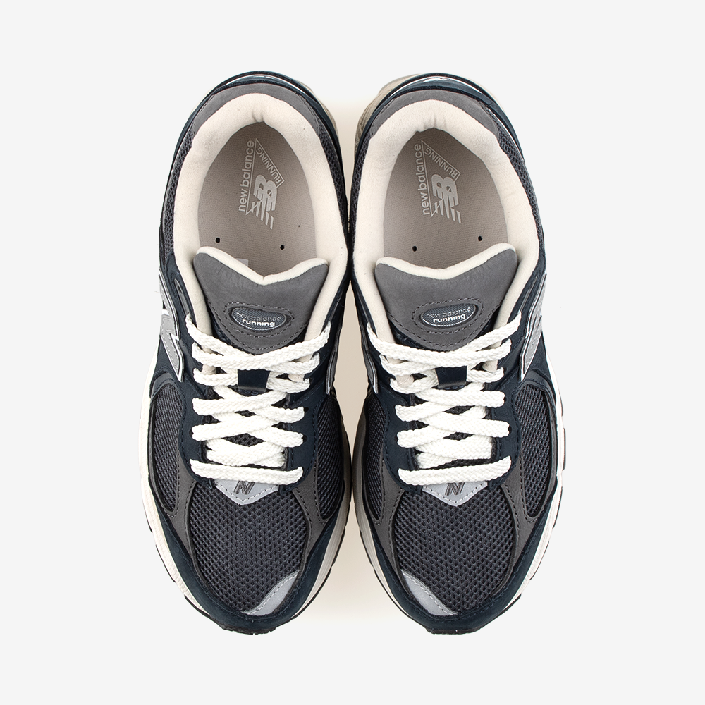 뉴발란스 2002R 운동화 M2002RNY