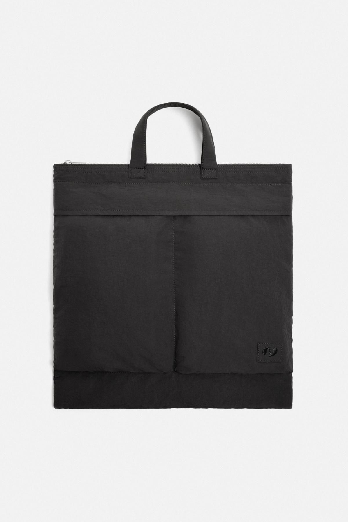 자라 테크니컬 나일론 쇼퍼 토트백 3395/620 BLACK - 메인 이미지