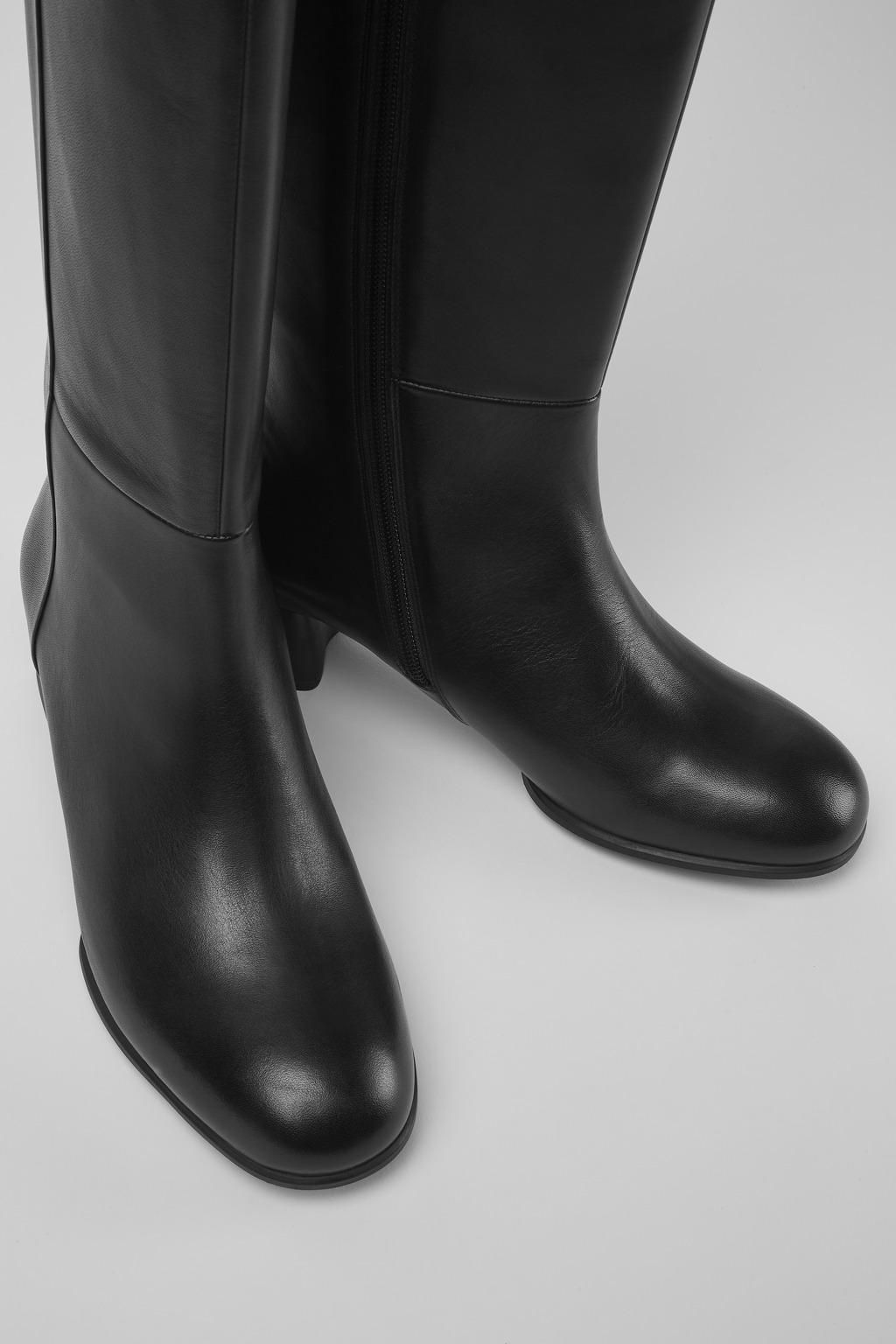 캠퍼 블랙 가죽 힐 앵클부츠 Katie K400591-001 BLACK - 상세 이미지 2