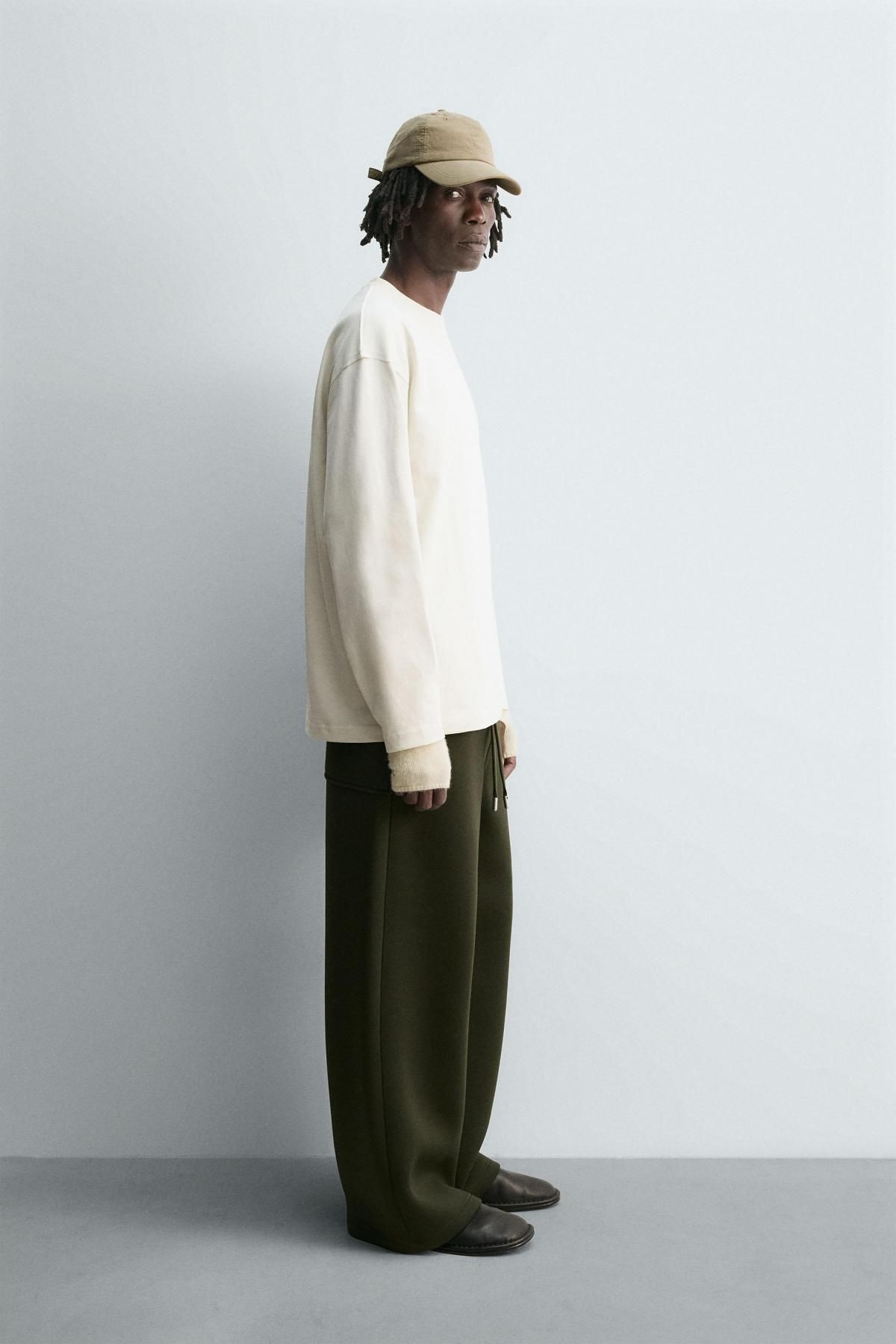 자라 헤비웨이트 스터드 라운드넥 긴팔 티셔츠 8054/331 OYSTER-WHITE - 상세 이미지 5