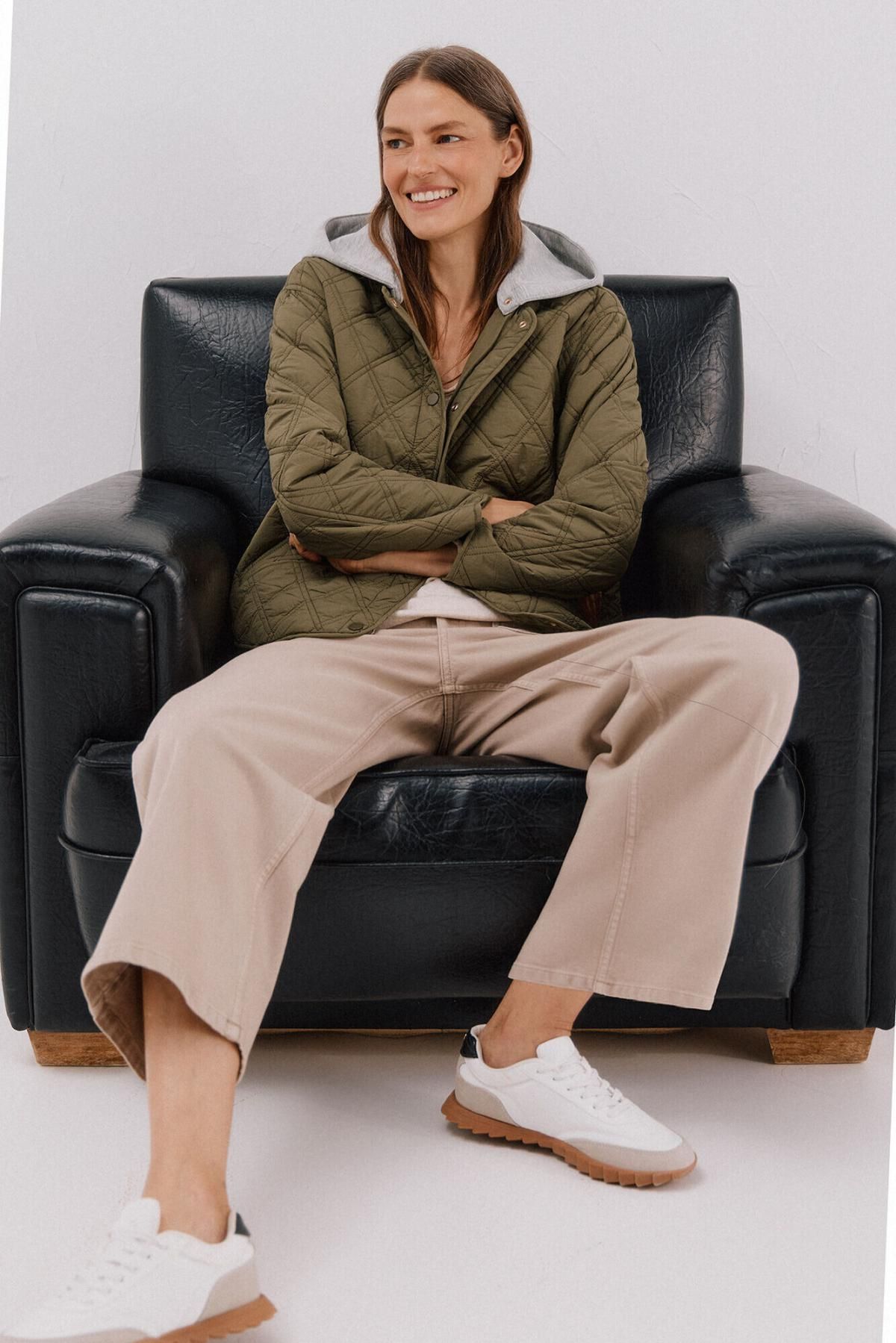 꼬르떼피엘 테크니컬 경량 후드 숏 패딩 아노락 6612743 KAKI - 상세 이미지 2