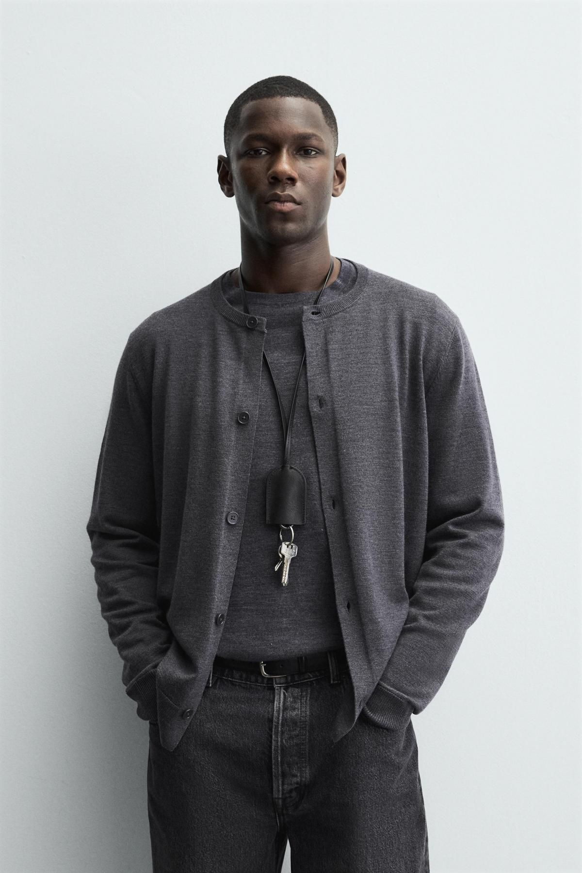 자라 울블렌드 라운드넥 레귤러핏 가디건 0506/317 ANTHRACITE GREY - 상세 이미지 3