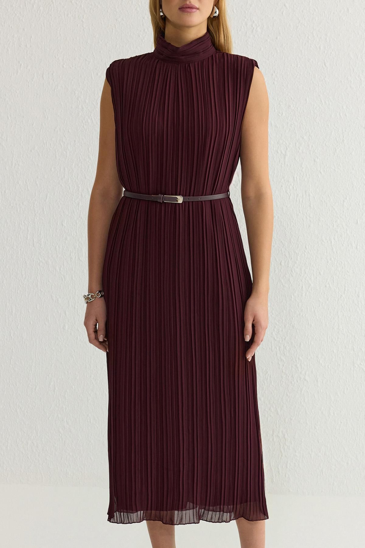 트렌디올 플리츠 벨트 쉬폰 버건디 미디 원피스 9122164 BURDEOS - 상품 이미지