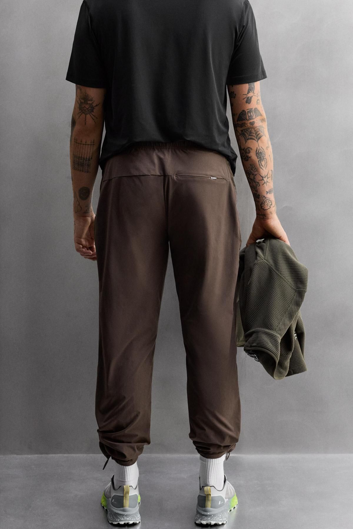 자라 테크니컬 스트레치 조거 팬츠 6096/300 BROWN - 상세 이미지 4