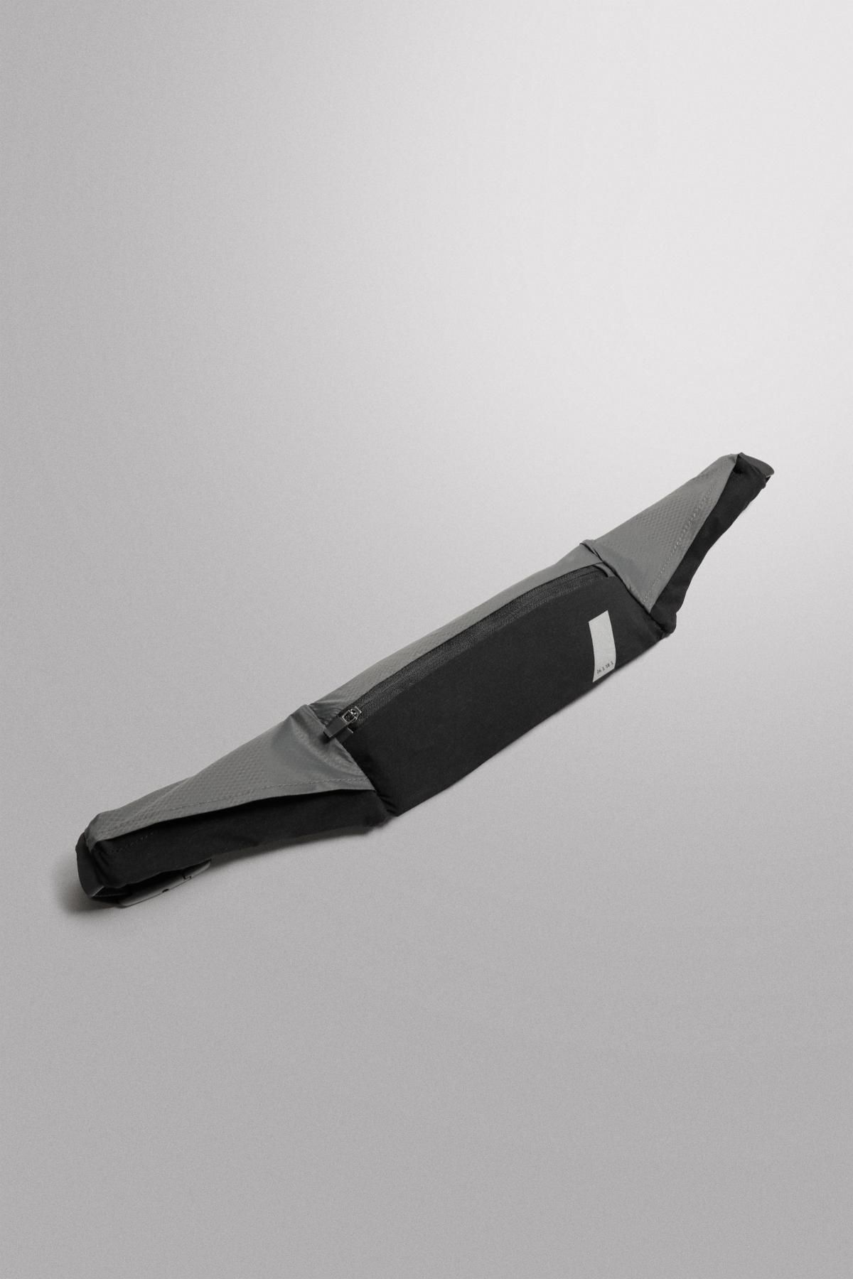 자라 테크니컬 스포츠 벨트백 3677/620 BLACK - 상세 이미지 2