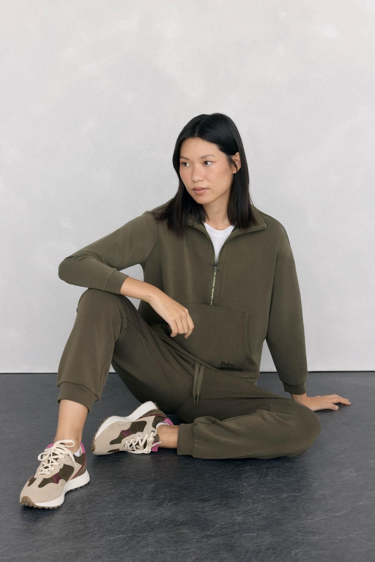 페드로 델 이에로 소프트 테크니컬 조거 팬츠 2522671 VERDE - 상세 이미지 3