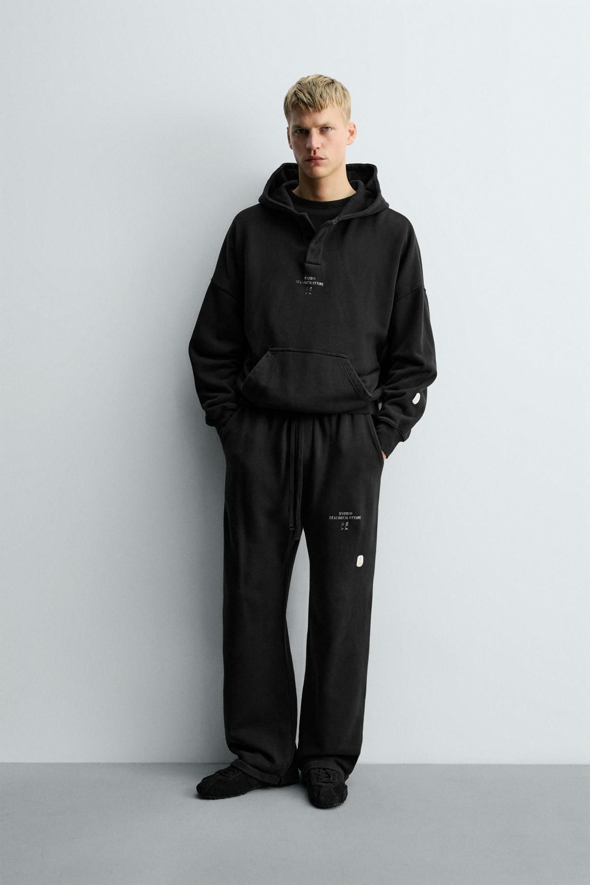 자라 오버핏 포켓 블랙 후드 스웨트셔츠 0722/326 BLACK - 상세 이미지 2