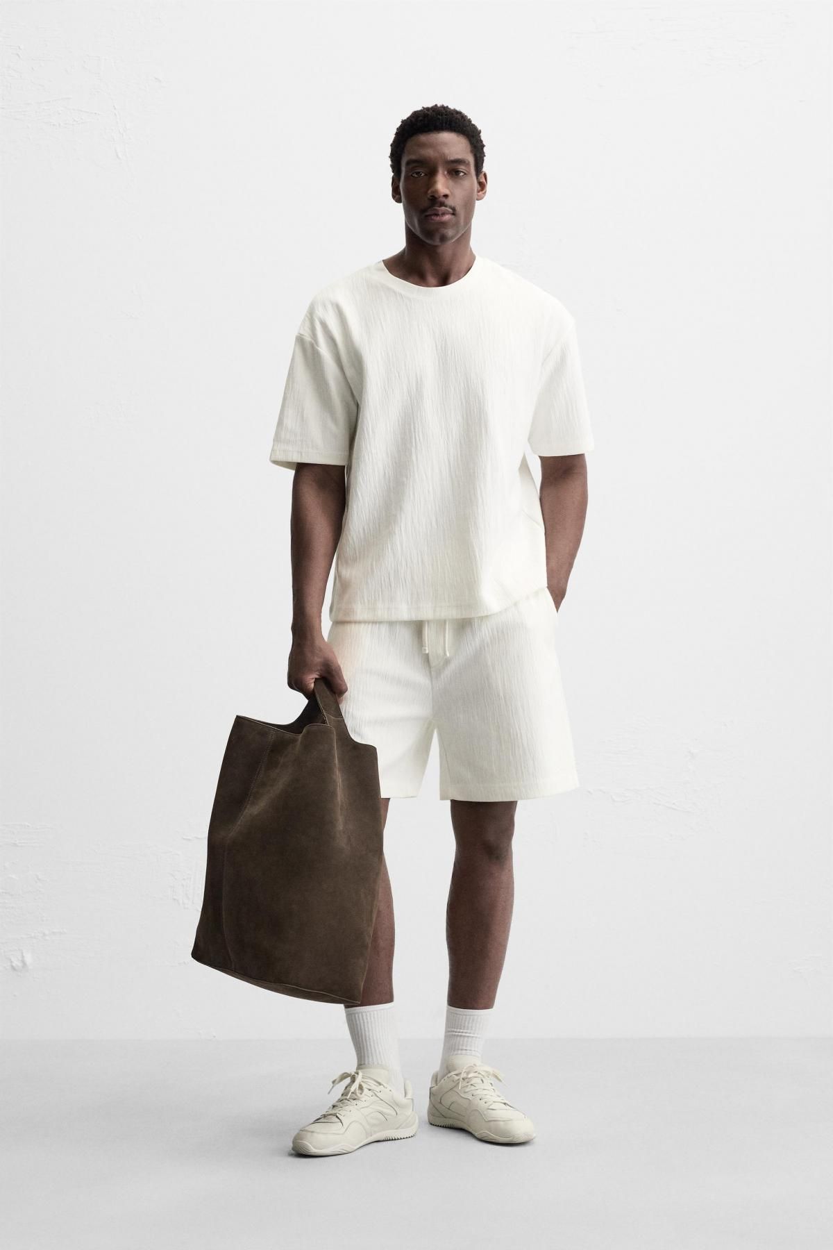자라 텍스처 릴렉스핏 티셔츠 3992/405 OYSTER-WHITE - 상세 이미지 2