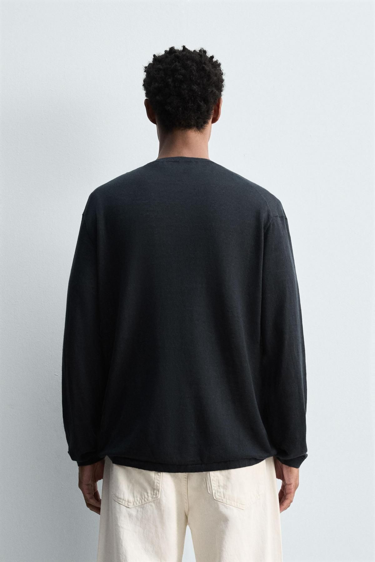 자라 라이트웨이트 헴프 라운드 니트 스웨터 2142/422 NAVY BLUE - 상세 이미지 4