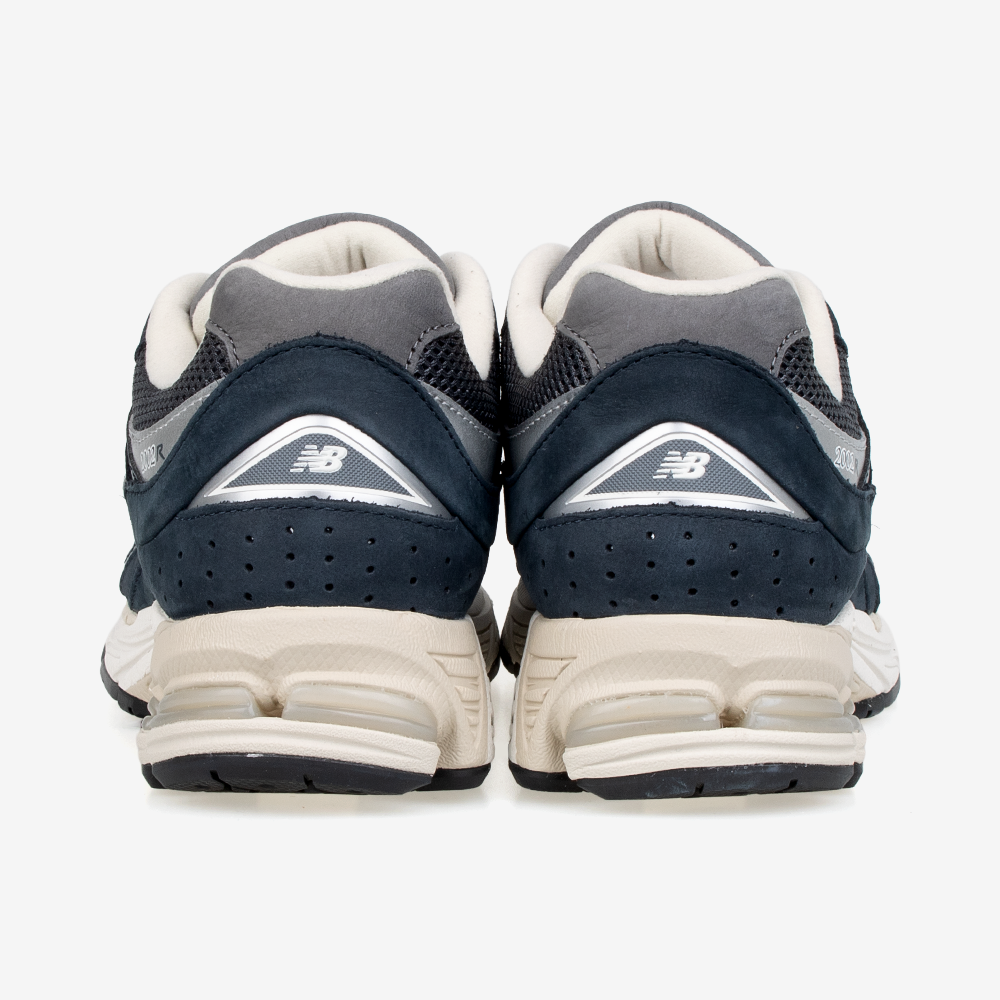 뉴발란스 2002R 운동화 M2002RNY