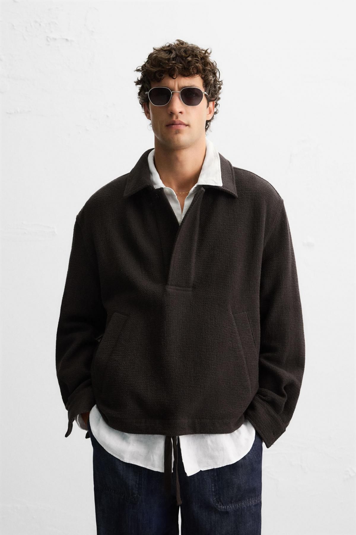 자라 코튼블렌드 오버핏 텍스처 폴로 오버셔츠 5825/103 BROWN - 상세 이미지 3
