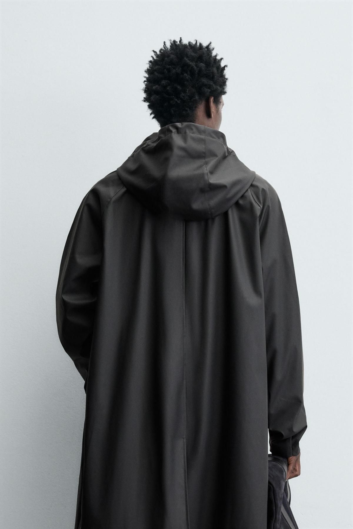 자라 블랙 테크니컬 러버라이즈 후드 파카 1437/550 BLACK - 상세 이미지 4