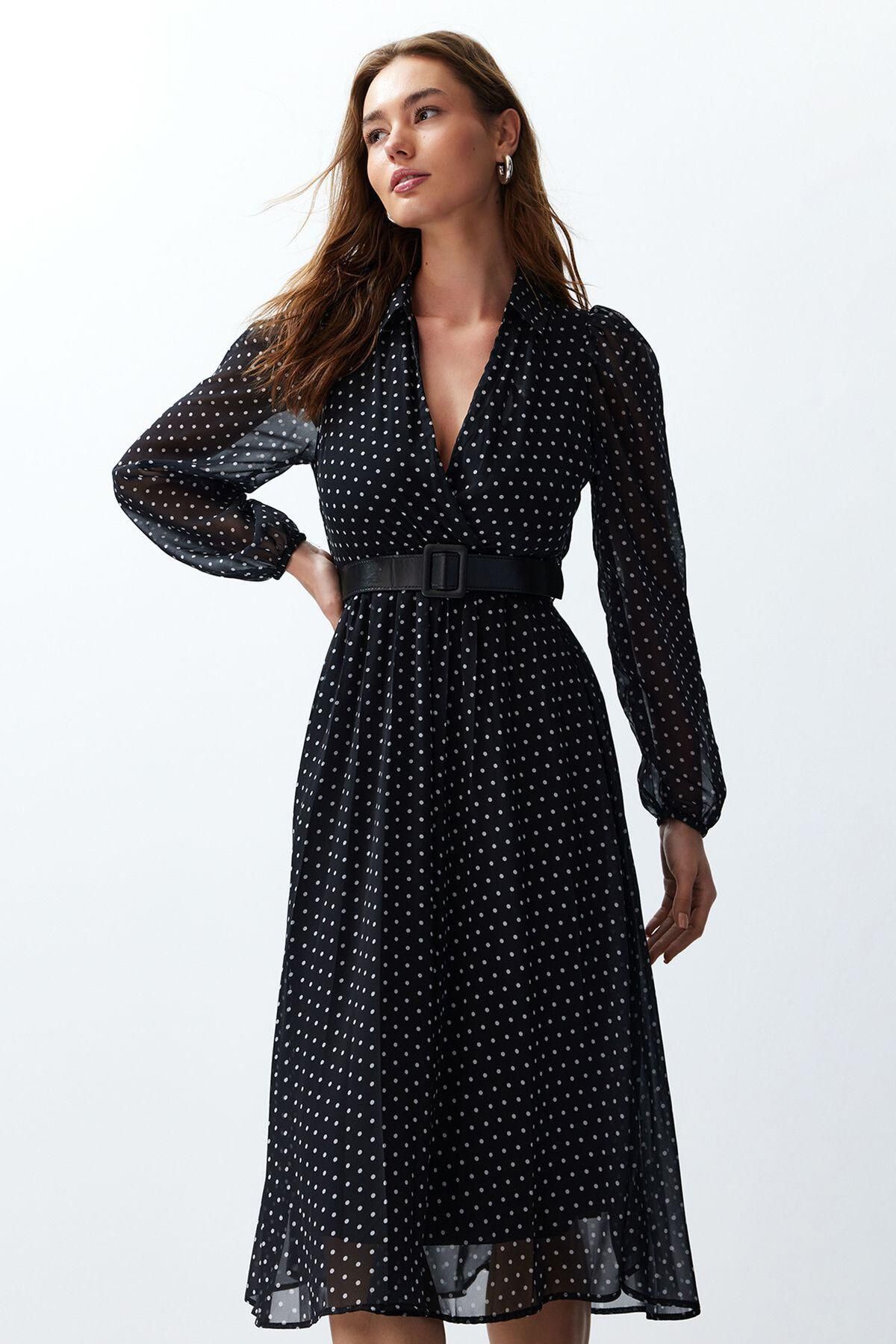 트렌디올 로맨틱 쉬폰 도트 벨트 미디 원피스 9122135 NEGRO - 상품 이미지