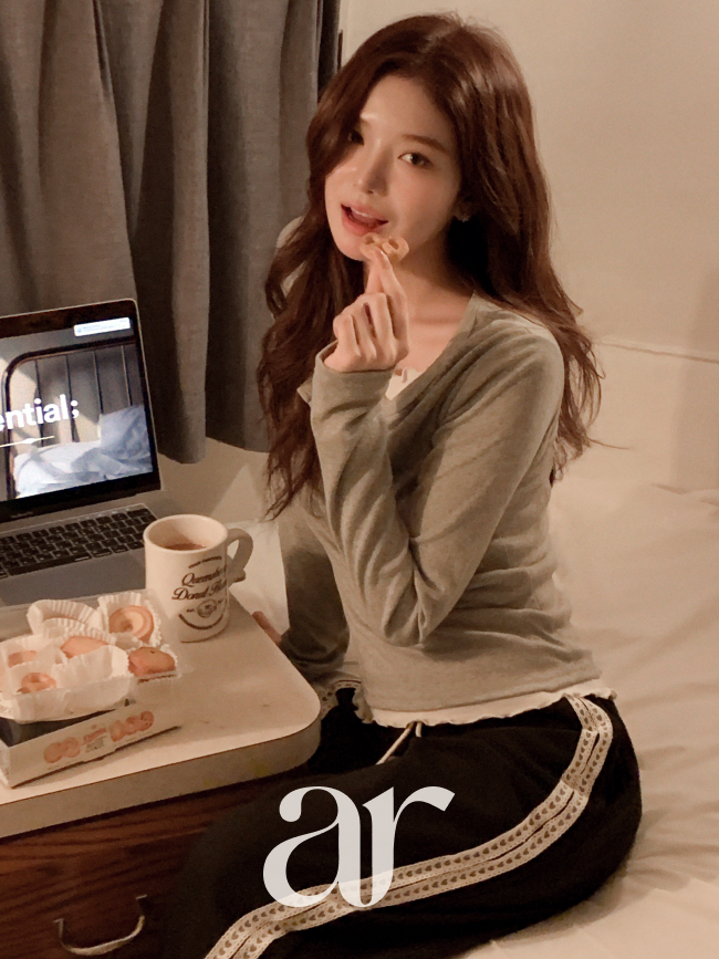 하트 레이스 와이드핏 밴딩 트레이닝 트랙 팬츠 ps5096 - 상세 이미지 4