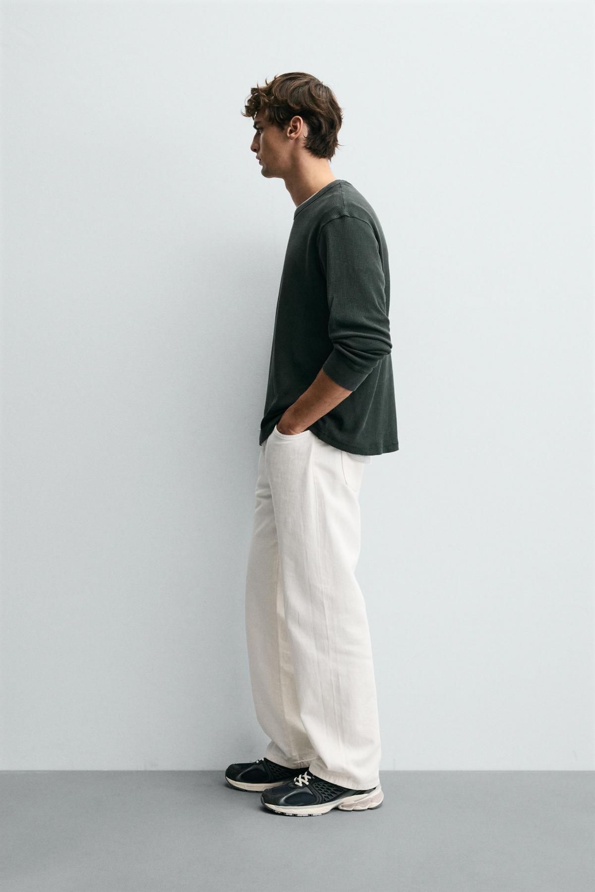 자라 와플 텍스쳐 레귤러핏 블랙 긴팔 티셔츠 0526/345 WASHED GREEN - 상세 이미지 5