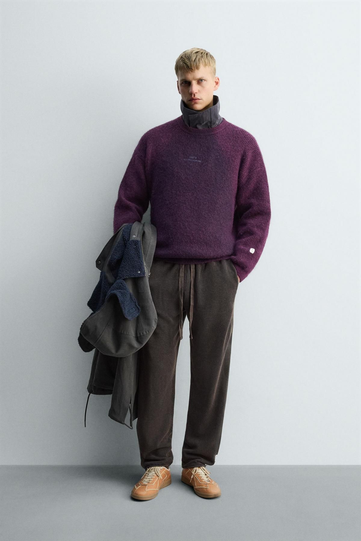 자라 스프레이 로고 라운드넥 스웨터 9598/391 PURPLE - 상세 이미지 2