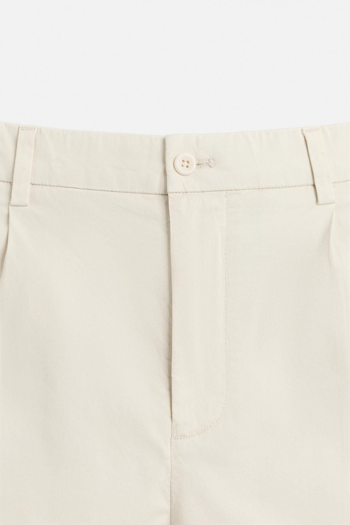 자라 미니멀 플리츠 레귤러핏 버뮤다 반바지 6786/788 OYSTER-WHITE 이미지 8
