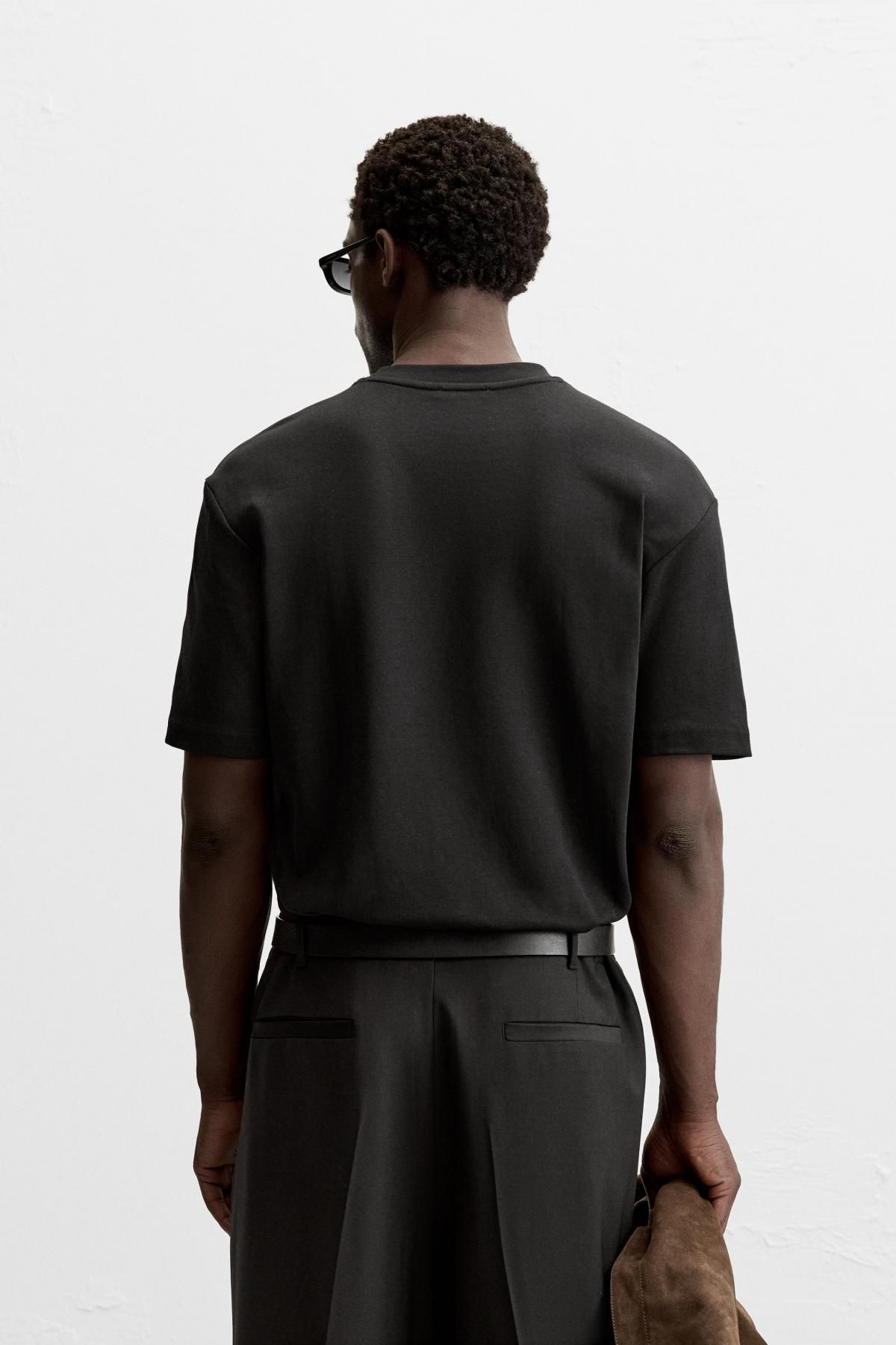 자라 베이직 레귤러핏 코튼 반팔 티셔츠 5584/471 BLACK - 상세 이미지 4