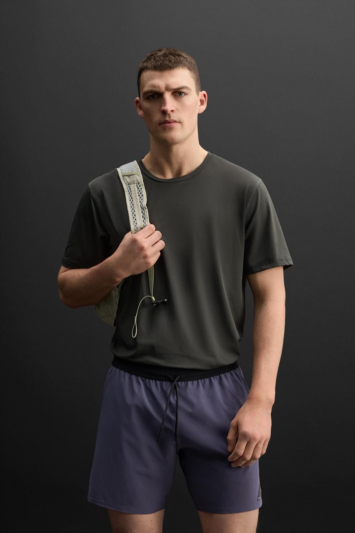 자라 베이직 트레이닝 티셔츠 4387/400 DARK GREY - 상세 이미지 3