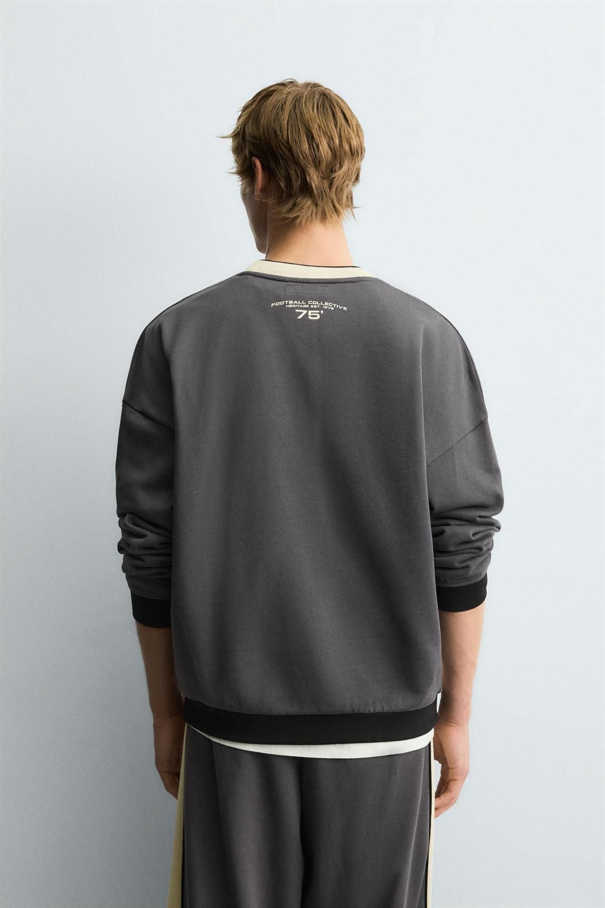 자라 컬러블록 테크니컬 그래픽 맨투맨 0962/310 ANTHRACITE GREY - 상세 이미지 4