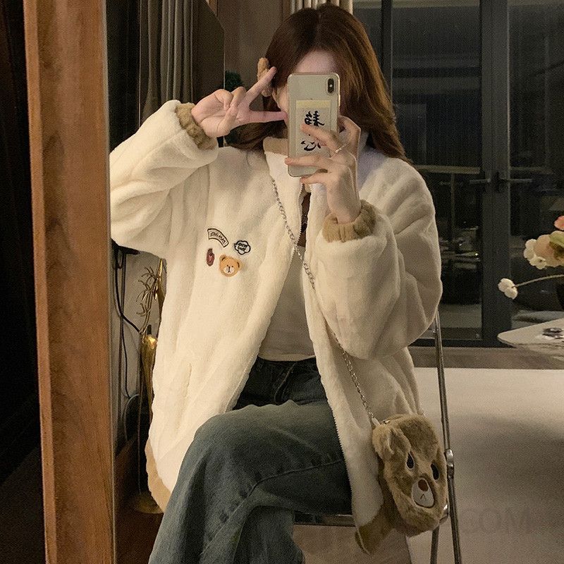 겨울 여성용 두꺼운 양털 숏자켓 모직 울 소재로 따뜻한 착용감 캐주얼 스타일 데일리 코트 디자인 다용도 활용 가능 - 상세 이미지 3
