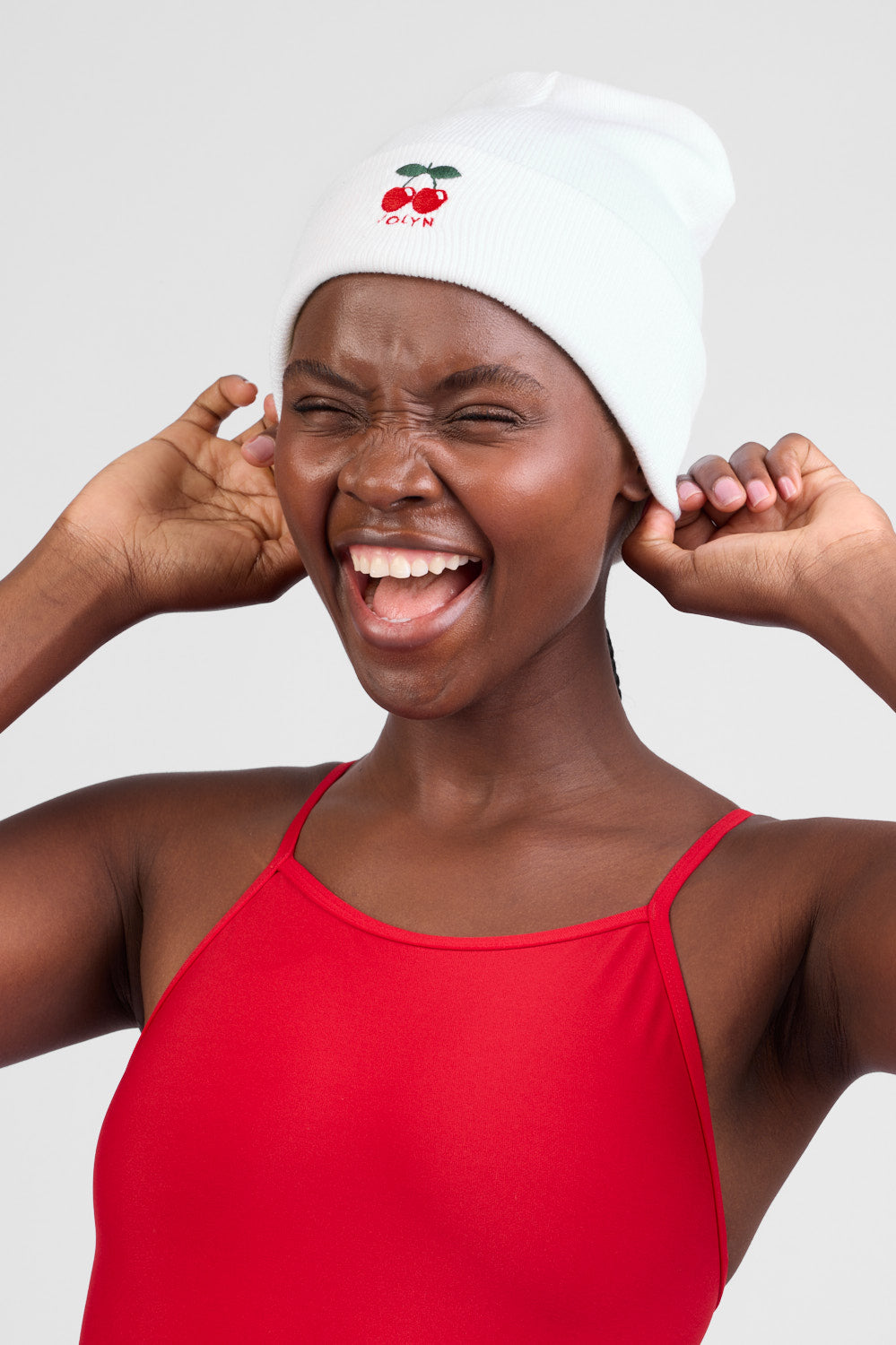 졸린 커프 비니 모자 Red Cherries 레드체리즈 - 상품 이미지