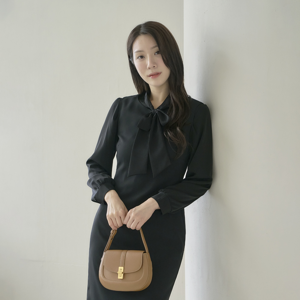 타이블라우스 리본블라우스 블라우스 선택법 블라우스 활용법 패션후기