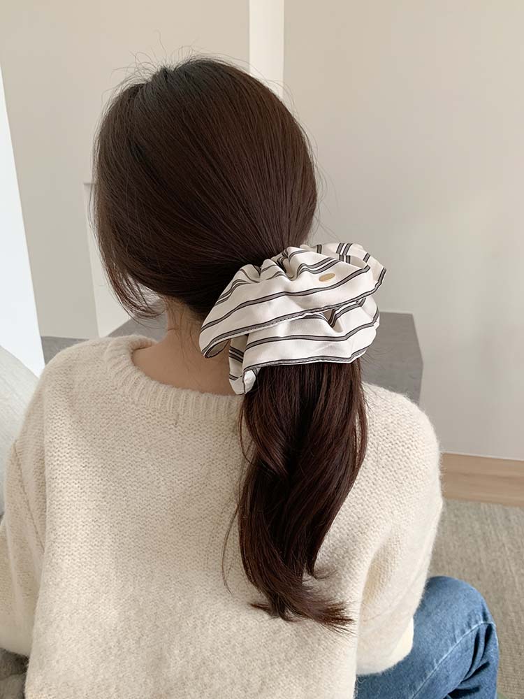 [제작] 스카프 새틴 스크런치 - 스트라이프 오버사이즈 실키 빅사이즈 머리끈 헤어밴드 - 상품 이미지