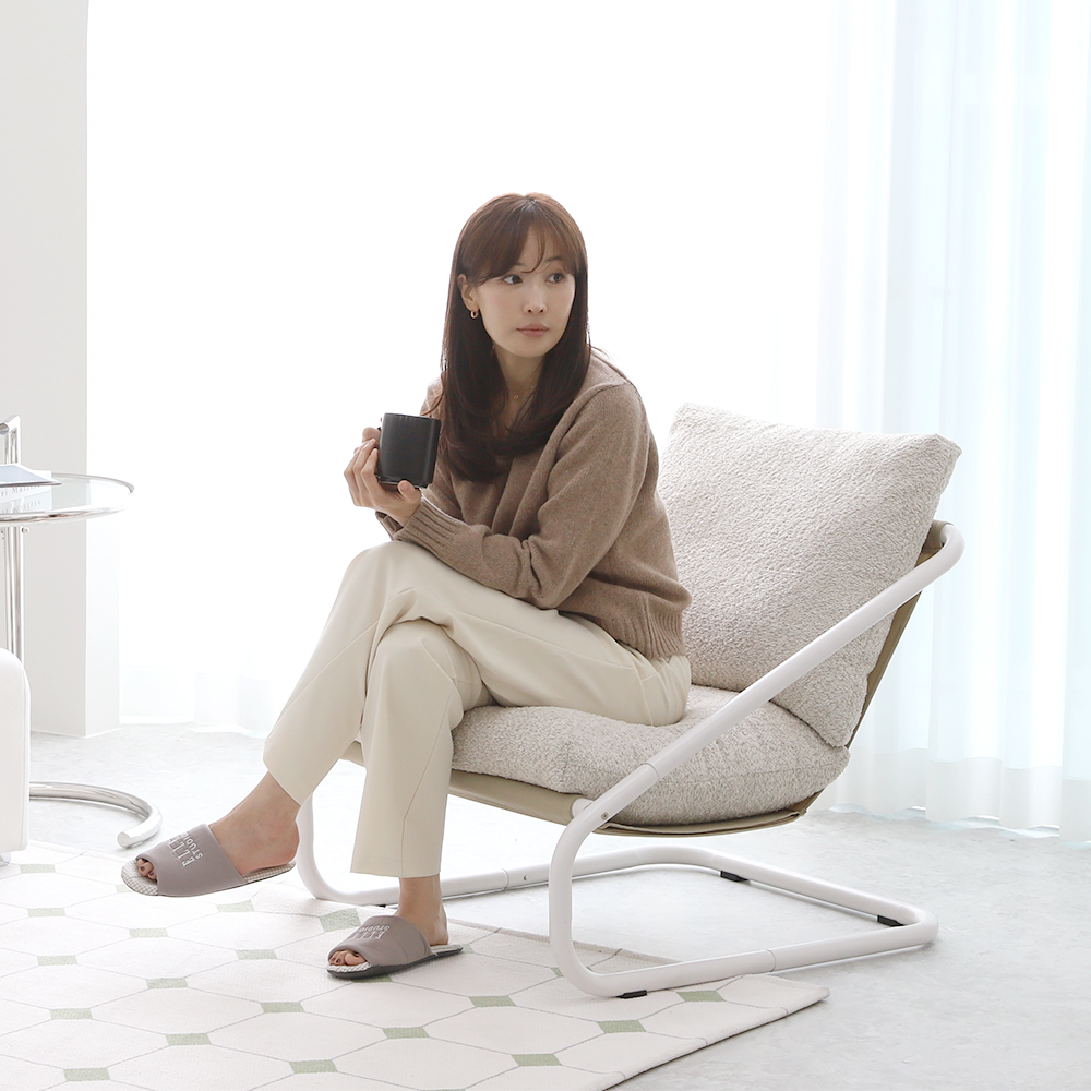 아스타드 인테리어 라운지 디자인 미드센추리의자 카페 1인용 패브릭 소파 - 상세 이미지 5