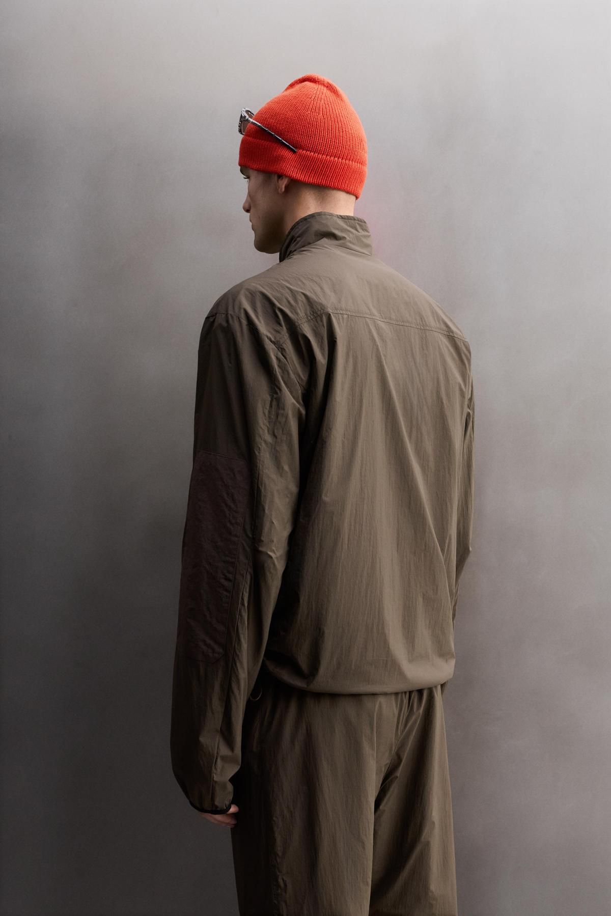자라 테크니컬 경량 배색 안감 집업 재킷 1732/307 BROWN - 상세 이미지 4