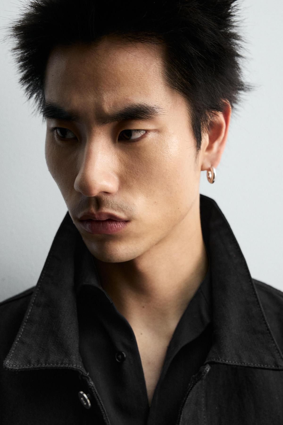 자라 한정판 크롭핏 블랙 데님 재킷 5585/322 BLACK 이미지 8