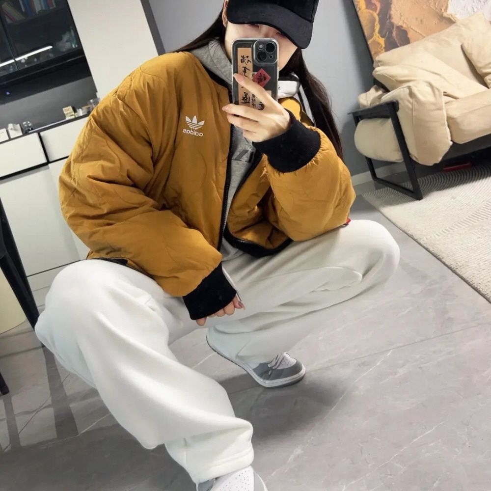 아디다스 X FEIFEI RUAN 리버시블 양면 플리스 블랙 머스타드 IX4215 이미지 7