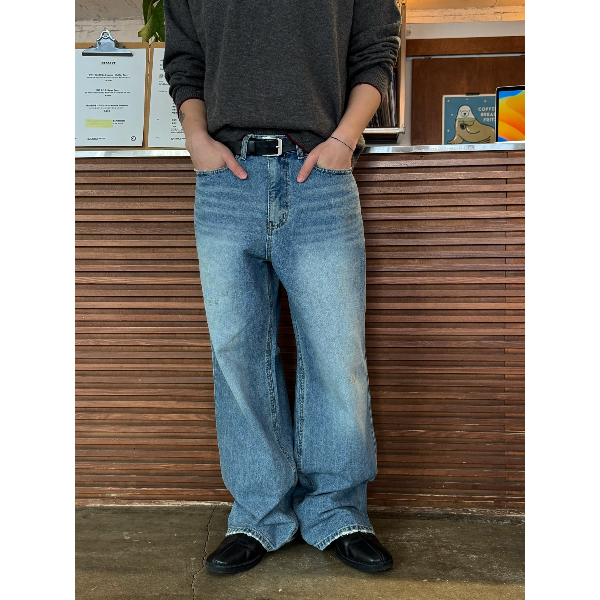 둔 더티 오일 워싱 와이드 데님 팬츠 / 사계절 빈티지 연청 중청 데미지 청바지 - 상품 이미지