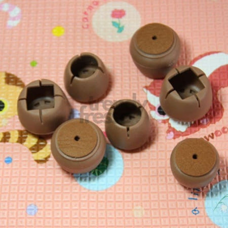 [트렌디프레소협력사]데이슬롯 긁힘방지 의자캡 사각 안전용품 유아용품 체어캡