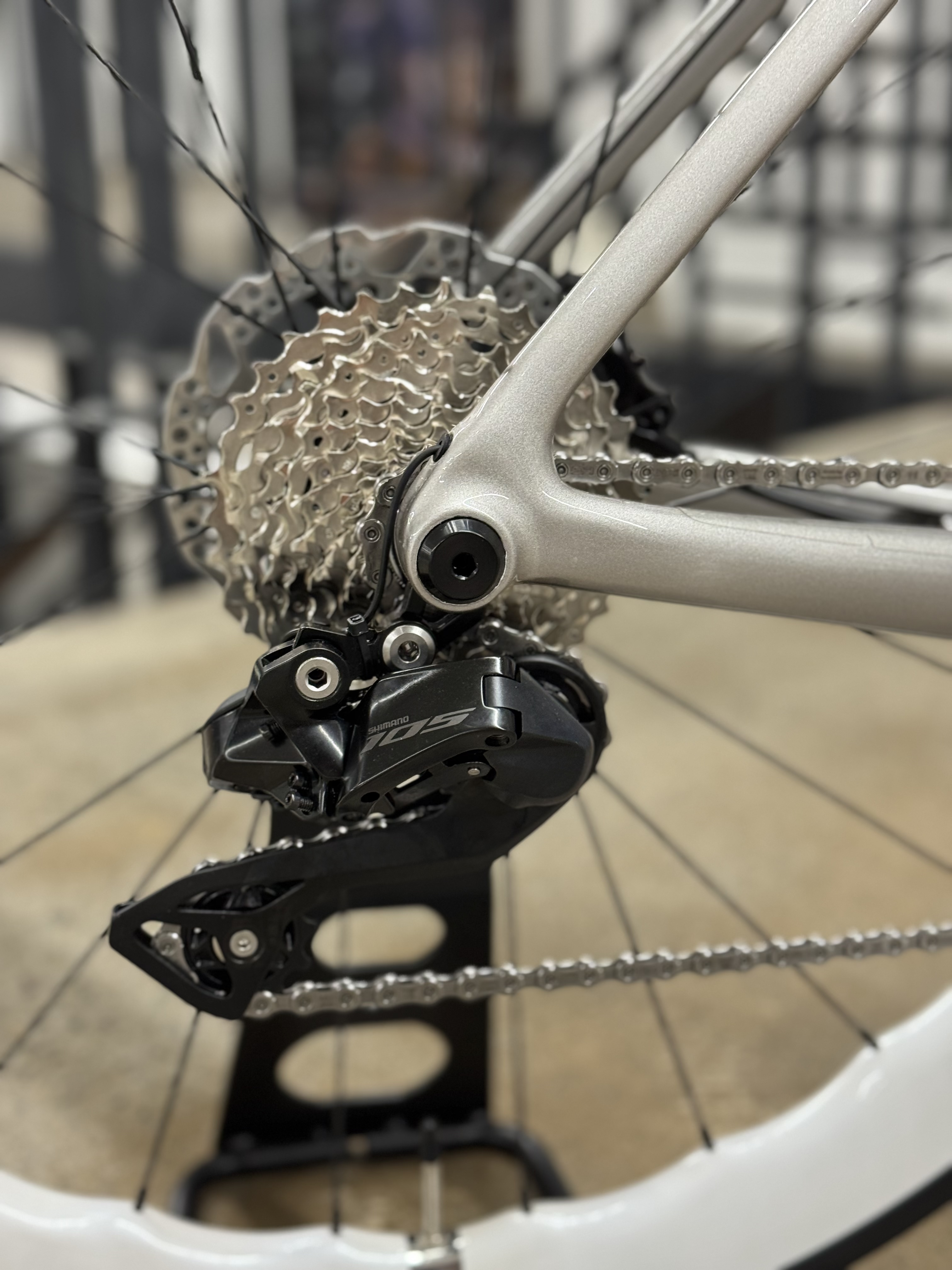 105 Di2  엘파마 판타시아 레이다 6 카본 로드자전거 단독 화이트 LTD 에디션 7.9kg 부산 경남 판타시아매장 - 상세 이미지 5