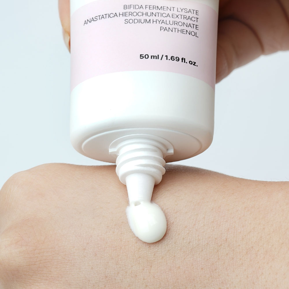 [바액] [2개] 선블록 에센스 [50ml] 피부수분 영양공급 부드럽고 촉촉한 사용감 주름 미백 자외선차단 3중기능성 선크림