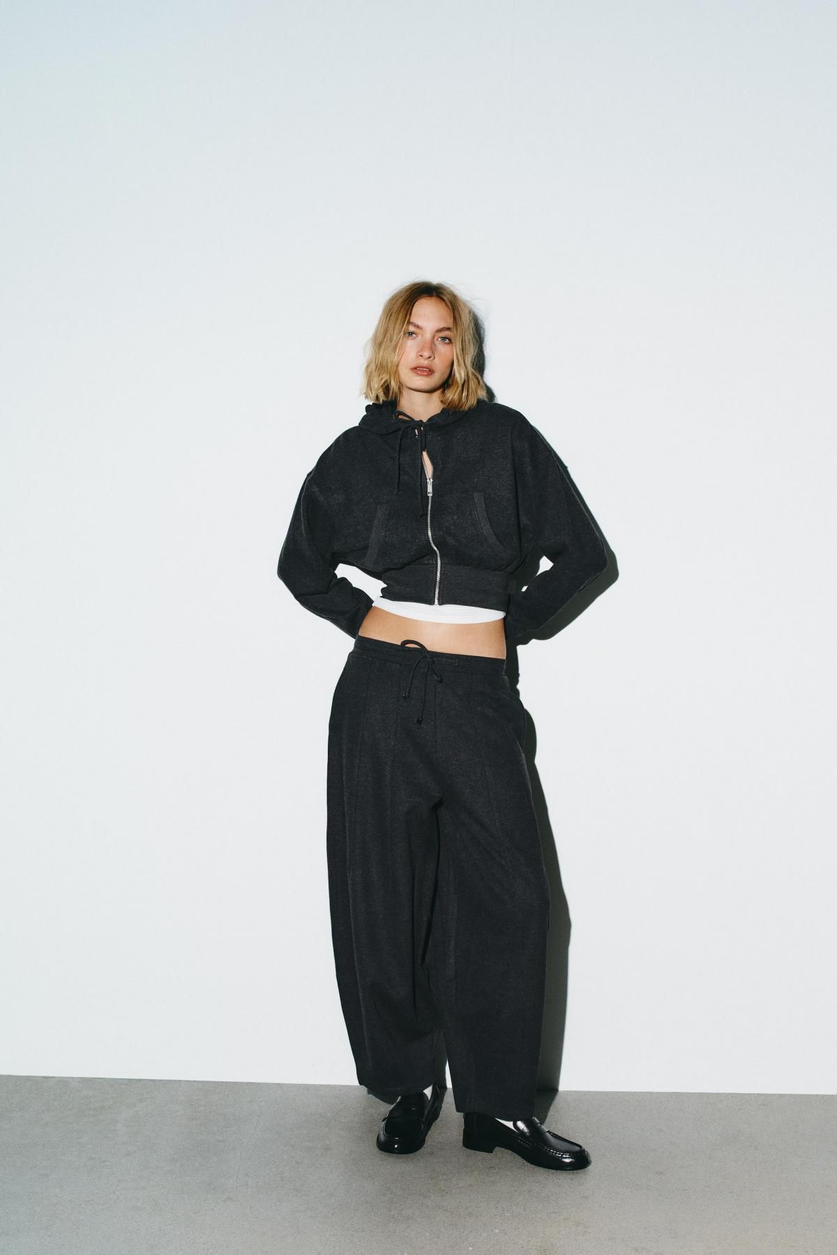 자라 와이드 벌룬 리브드 밴딩 팬츠 3253/848 DARK GREY - 상세 이미지 2