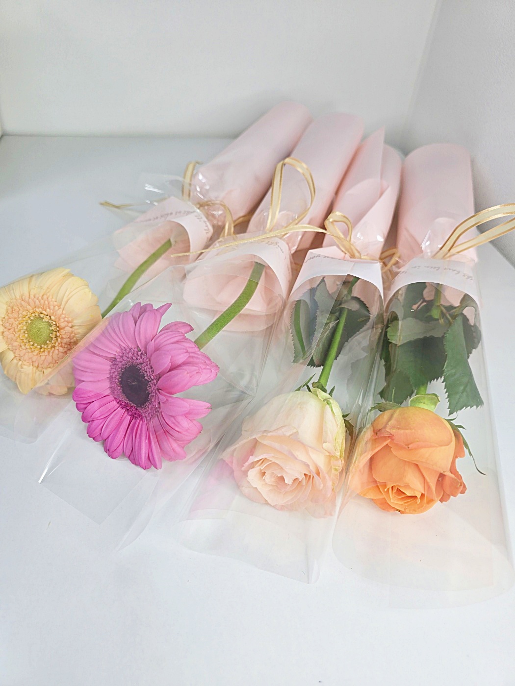 장미 거베라 카네이션 생화 한송이 꽃다발 어버이날 꽃한송이 로즈 생화택배 - 상세 이미지 3