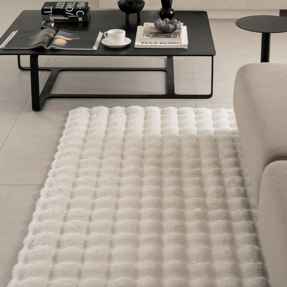 몽글몽글 고밀도 밍크 라떼 극세사 러그 밀크, 150x200