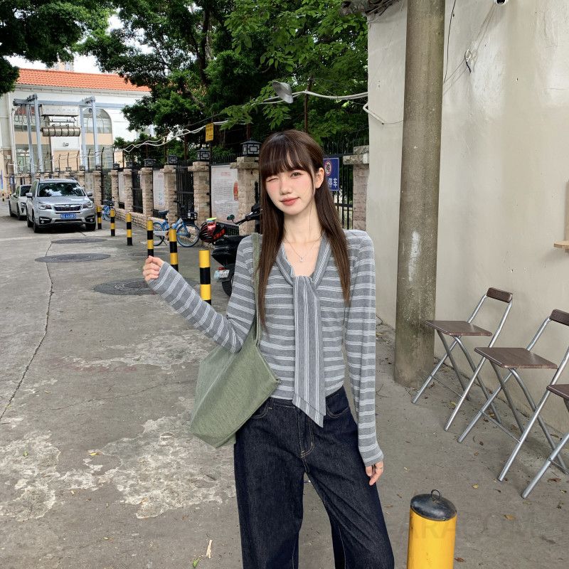 여성긴팔티셔츠 가을 라운드티셔츠 독특한 디자인 레이어드 스타일링 베이스 레이어 편안한 착용감 - 상세 이미지 3