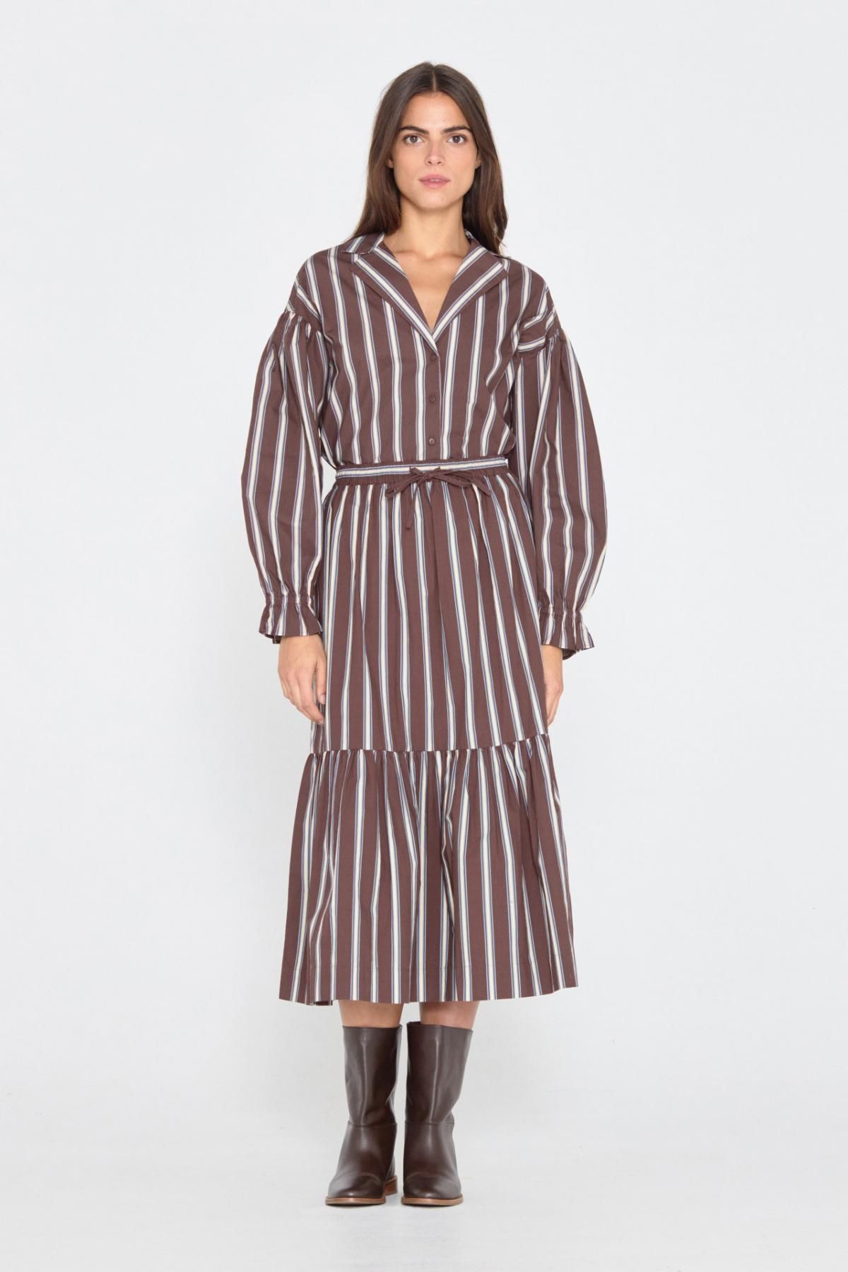 타이니코튼 스트라이프 클래식 루즈핏 긴팔 셔츠 AW24-630K22 ONE COLOR - 상세 이미지 4