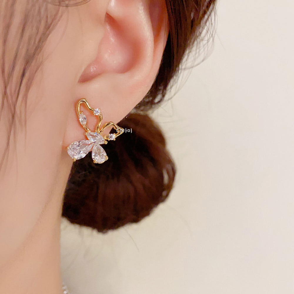 S925 은침 큐빅 포인트 나비 이어링 14K 알러지없는귀걸이 - 상세 이미지 5