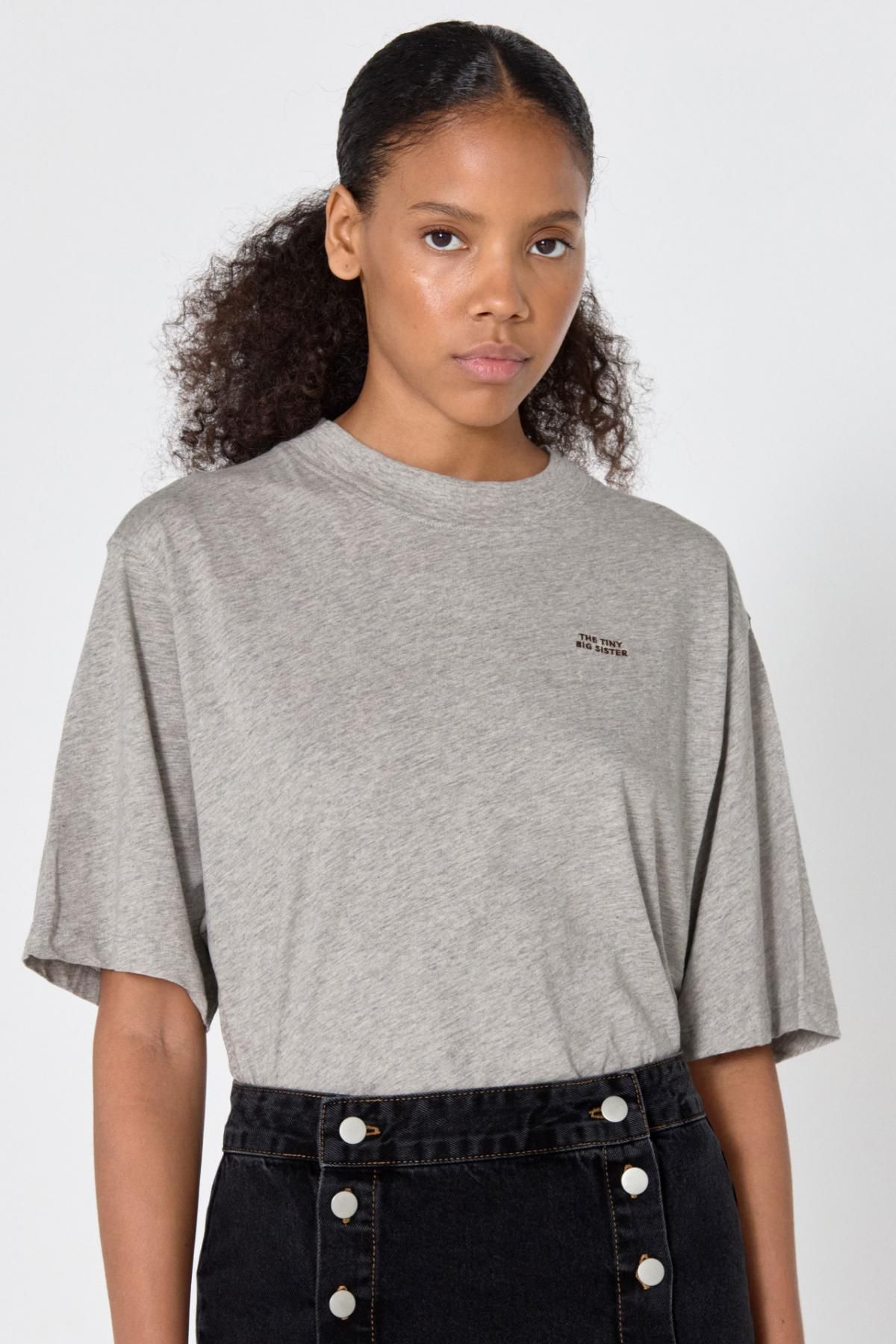 타이니코튼 미니멀 베이직 라운드넥 반팔 티셔츠 AW24-730M90 GRIS OSCURO - 상세 이미지 3