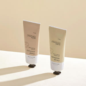 비욘드 대용량 머스크향 사과향 딥모이스처 스무딩 핸드크림 100 mL 솔직 후기 | 피부 타입별 분석 - 상품 이미지 4