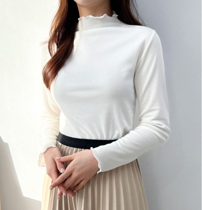 오드리 보들 이너 레이어드 물결 반 목폴라 티셔츠 이미지