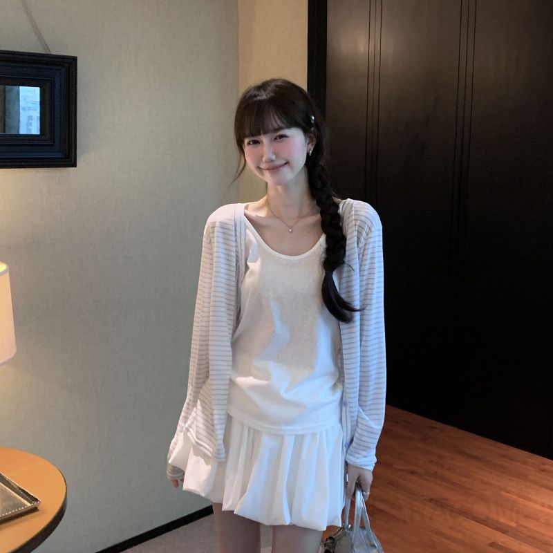여성 긴팔 스트라이프 카디건 가을 레이어드 스타일 우아한 카디건 데일리룩 고급스러운 착용감 모던한 디자인 - 메인 이미지
